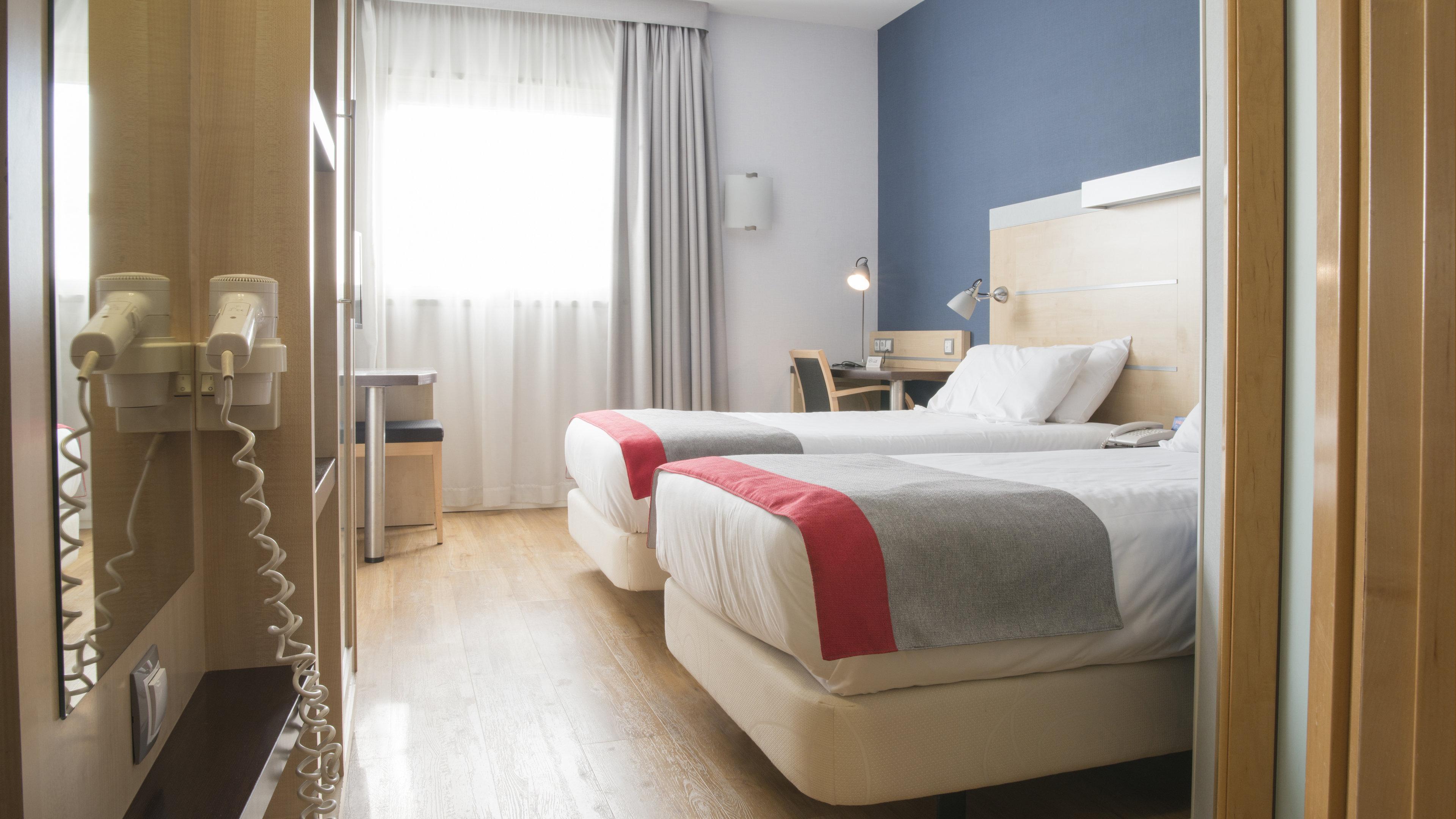 Holiday Inn Express Molins De Rei By Ihg Екстер'єр фото