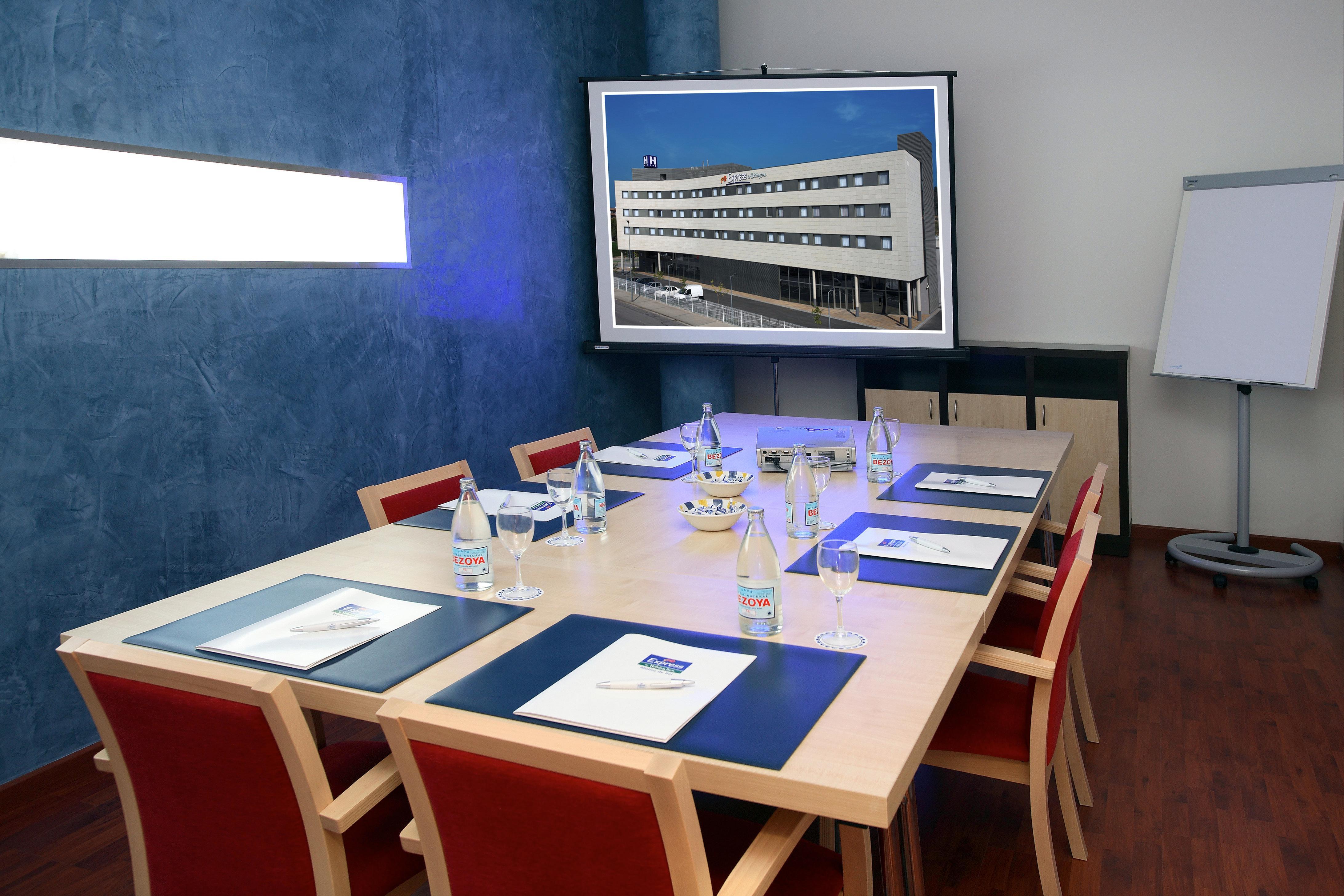 Holiday Inn Express Molins De Rei By Ihg Екстер'єр фото