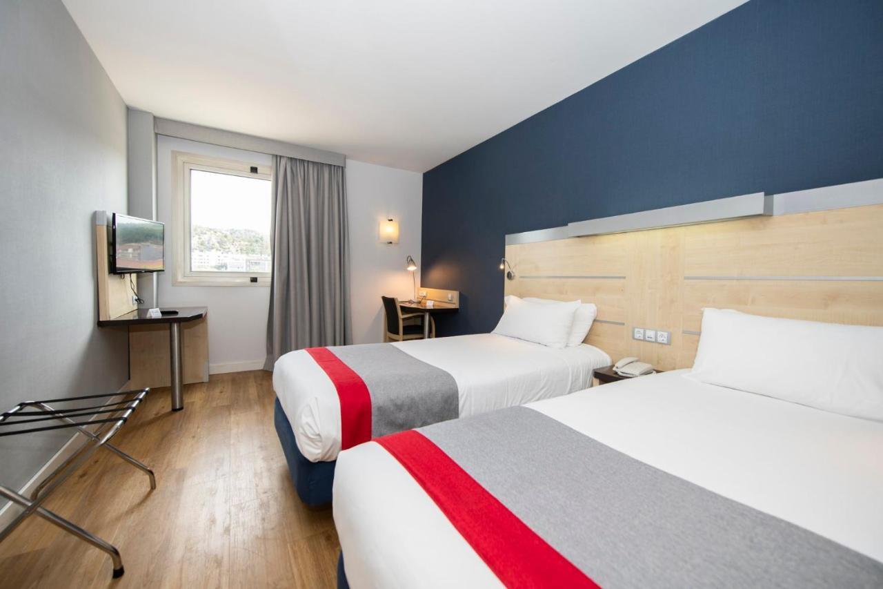 Holiday Inn Express Molins De Rei By Ihg Екстер'єр фото