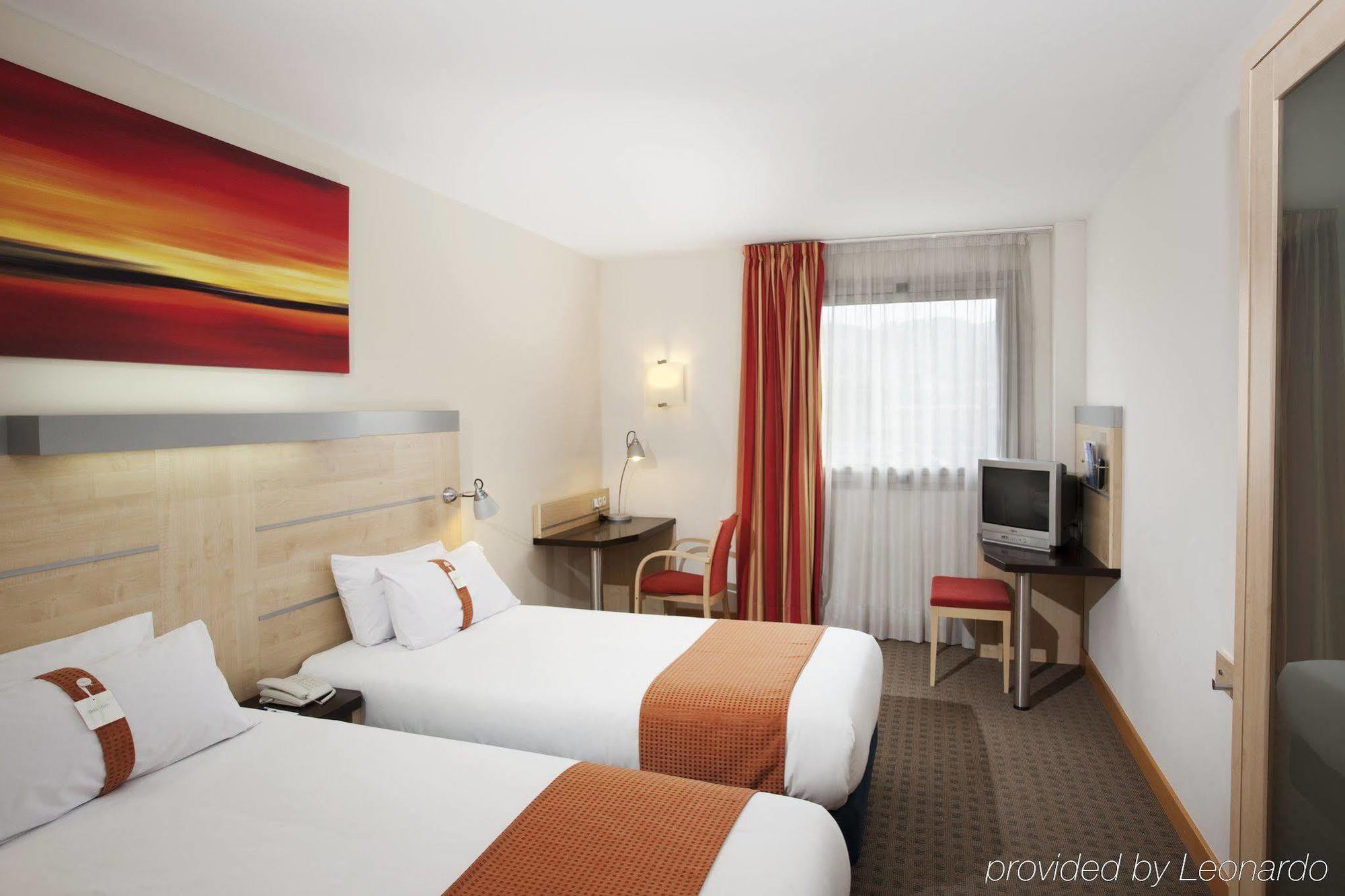Holiday Inn Express Molins De Rei By Ihg Екстер'єр фото